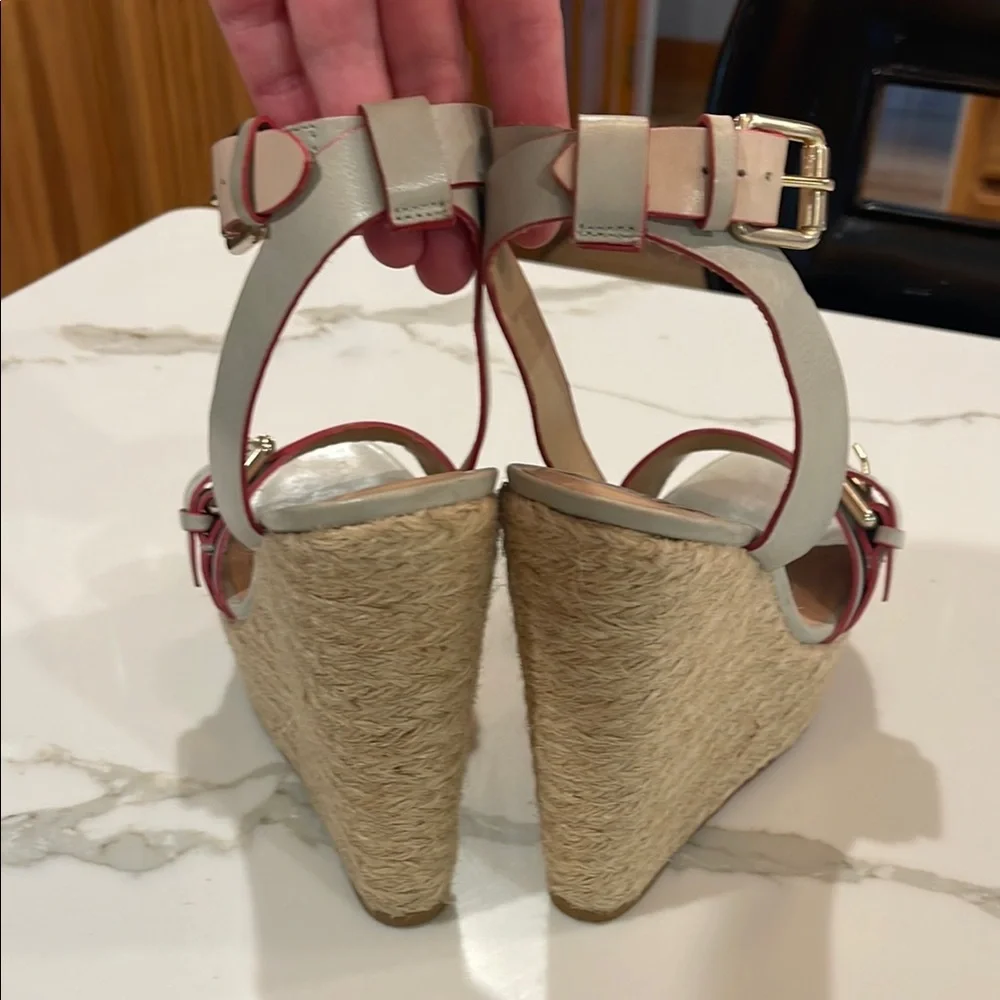Pour La Victoire White and Pink Trim Espadrille Wedge Sandals